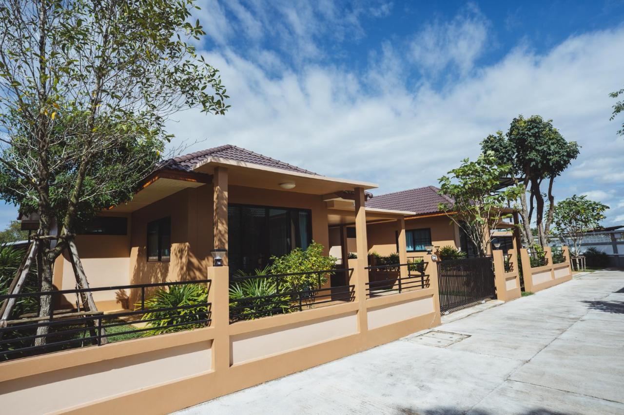 Baan Nern Khao Resort Pattaya Ban Huai Yai Exteriör bild