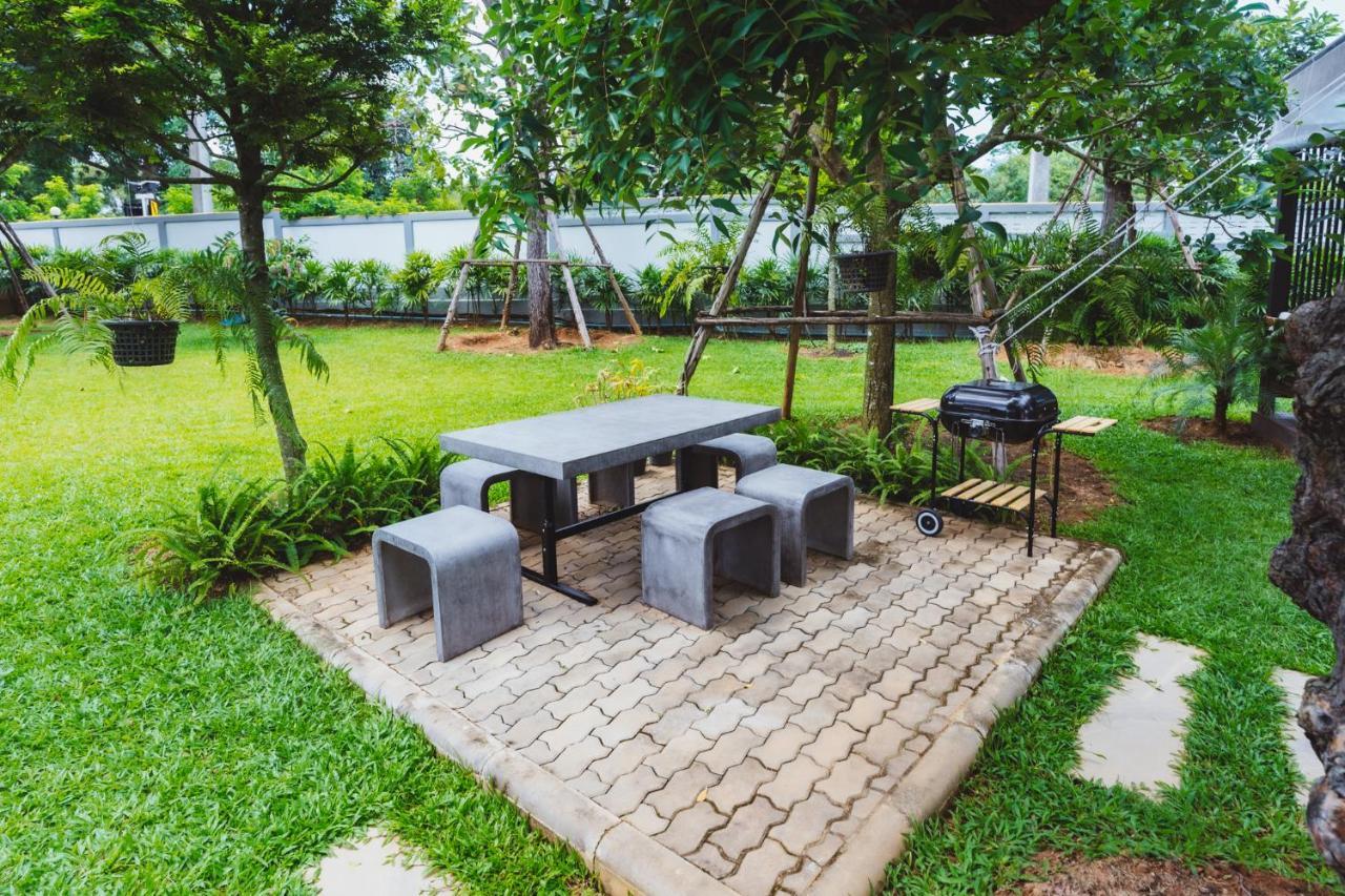Baan Nern Khao Resort Pattaya Ban Huai Yai Exteriör bild