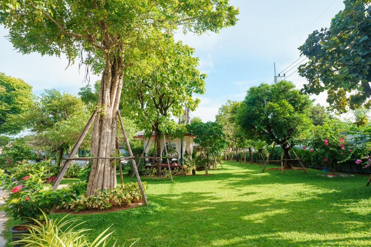 Baan Nern Khao Resort Pattaya Ban Huai Yai Exteriör bild